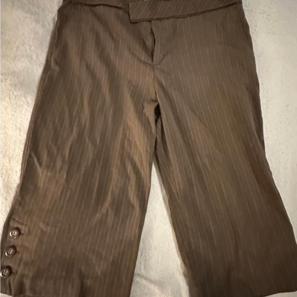 Medina dressy capris